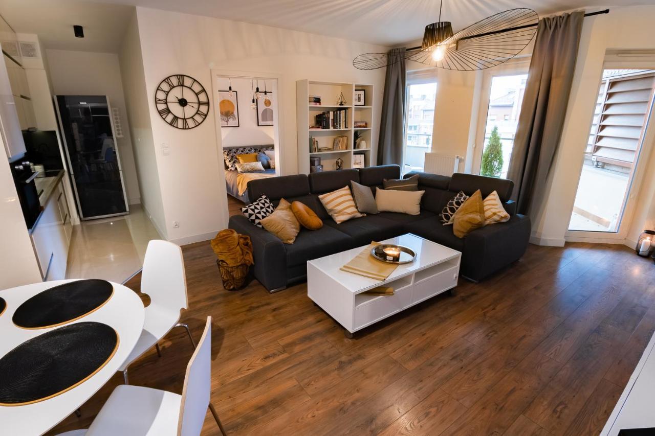 Ciekawe Miejsce B Apartment Kolobrzeg Ngoại thất bức ảnh