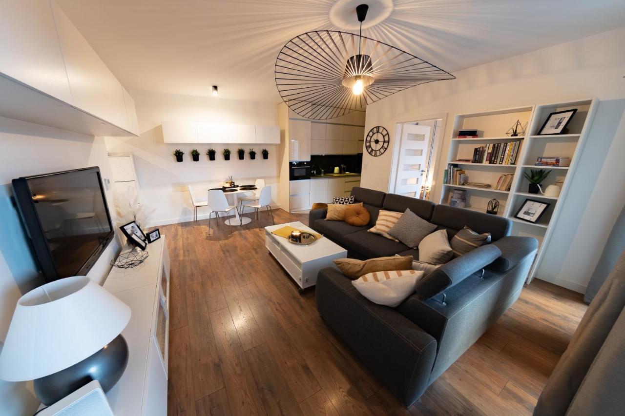 Ciekawe Miejsce B Apartment Kolobrzeg Ngoại thất bức ảnh